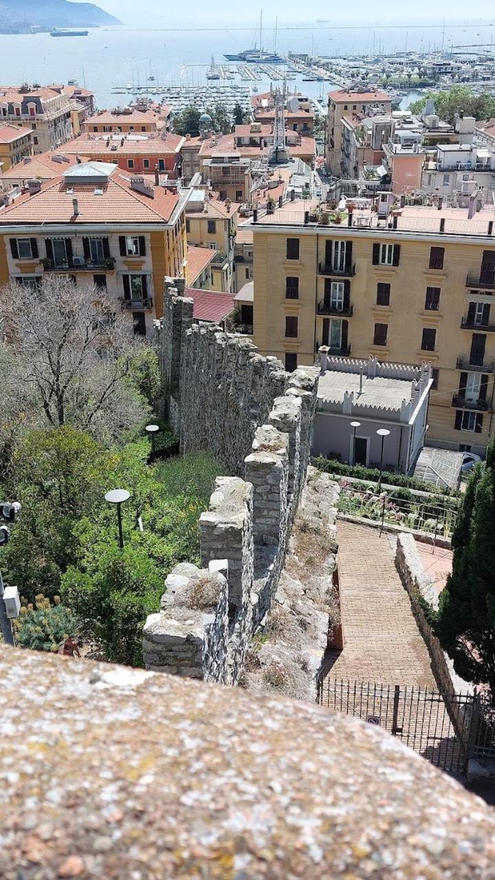 Appartamento La Finestra Sul Parco La Spezia Esterno foto
